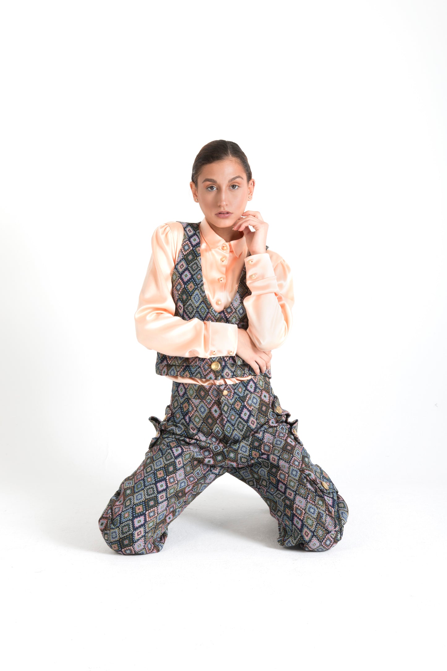 Multicolor Cropped Vest with Pockets Square